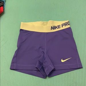 Women’s nike xs spandex shorts